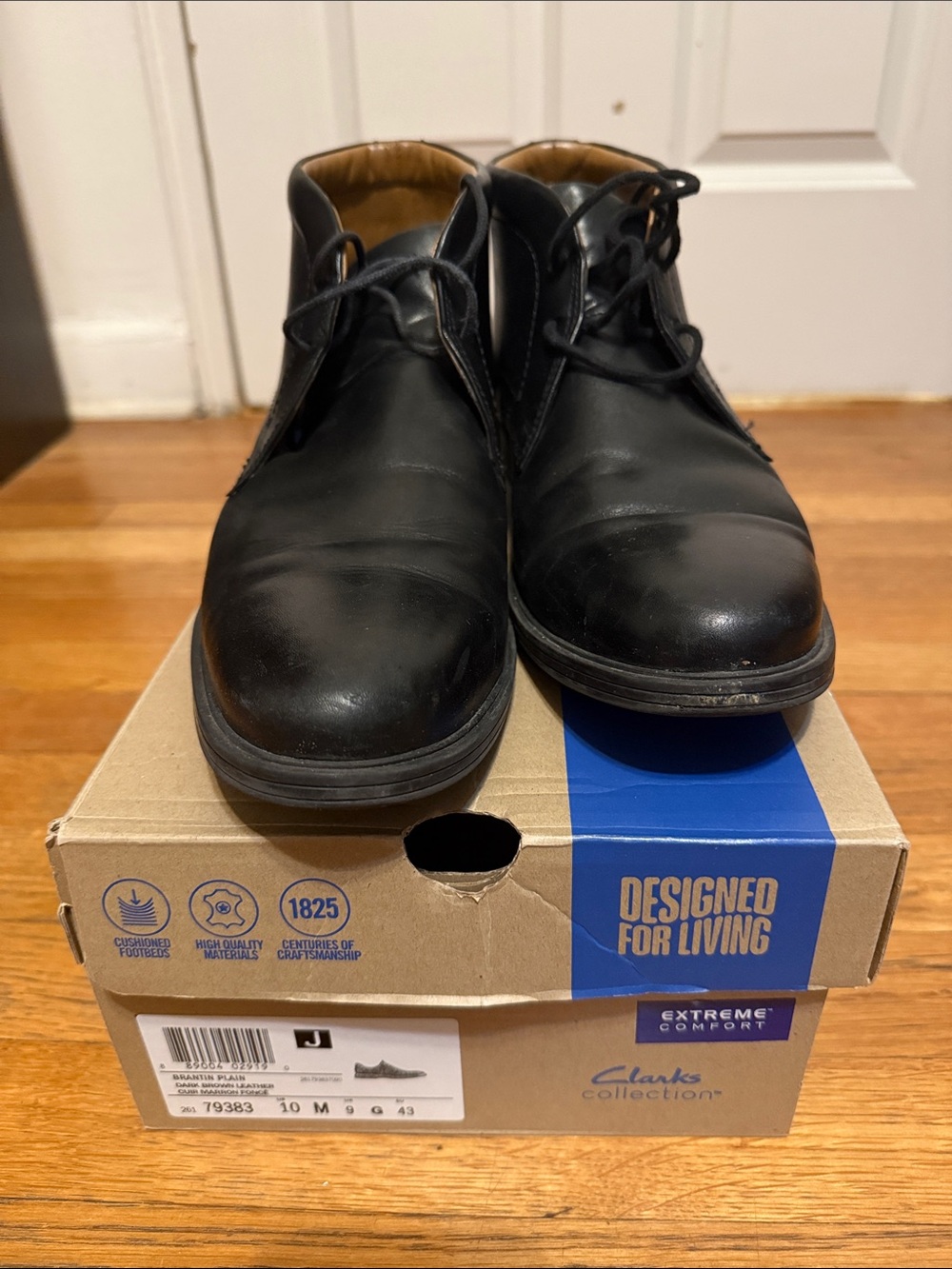 Clarks Black Leather Men’s Chukka Boots